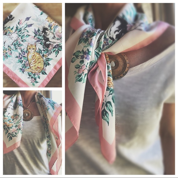 Vintage Accessories - Vintage Furry Friend Scarf